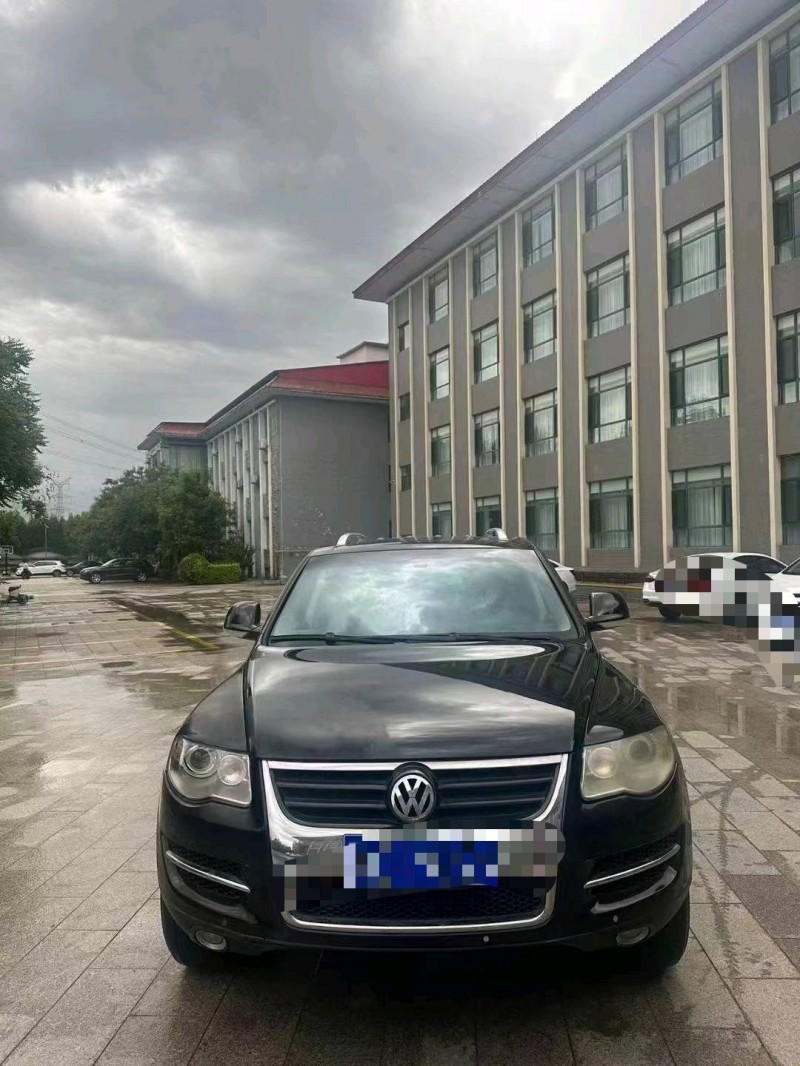 潍坊07年大众途锐1