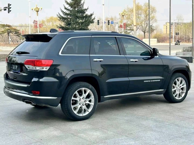吉林15年Jeep大切諾基5