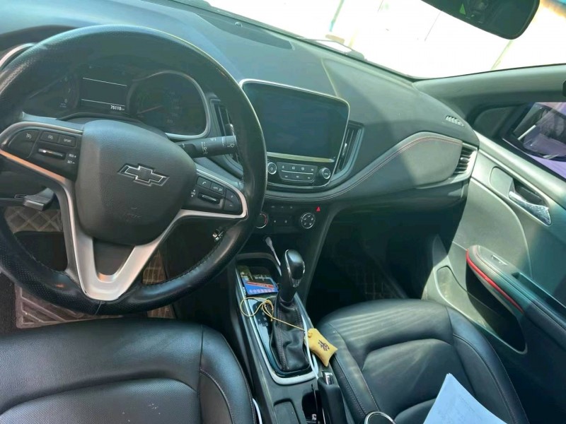 潍坊20年雪佛兰科沃兹6