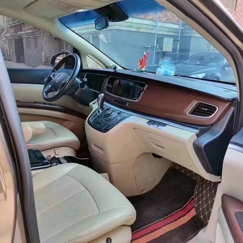 潍坊17年别克GL84