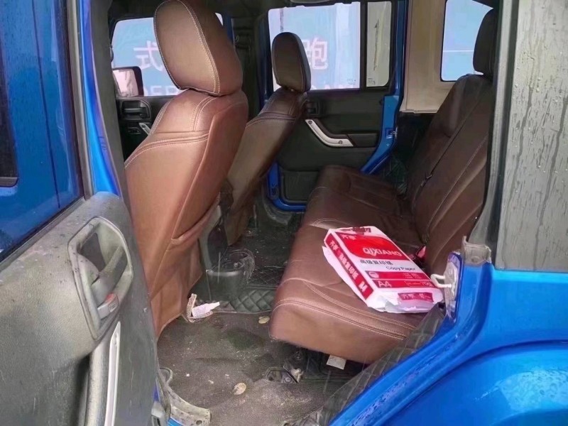 潍坊14年Jeep牧马人6