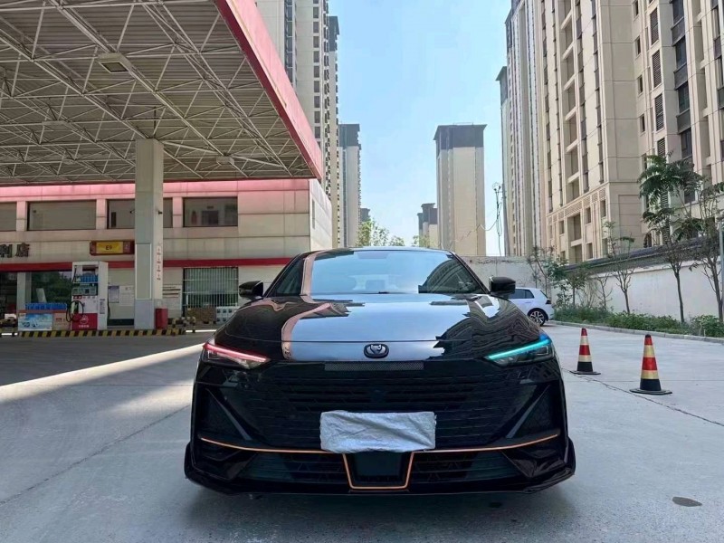 邯鄲23年長安汽車UNI-V1