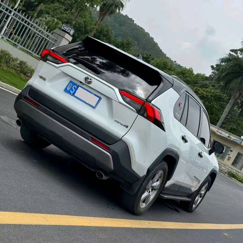 广州21年丰田RAV4荣放8
