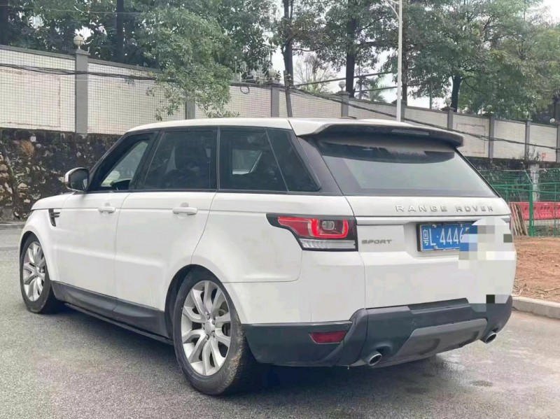 广州16年路虎发现7