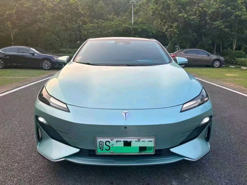 广州22年长安汽车深蓝1