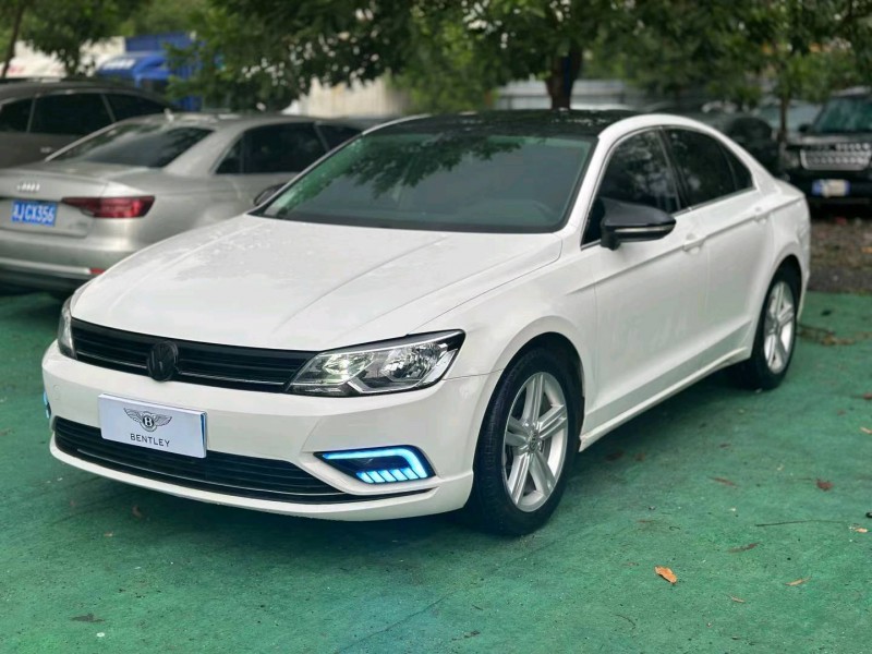 广州17年大众凌渡2