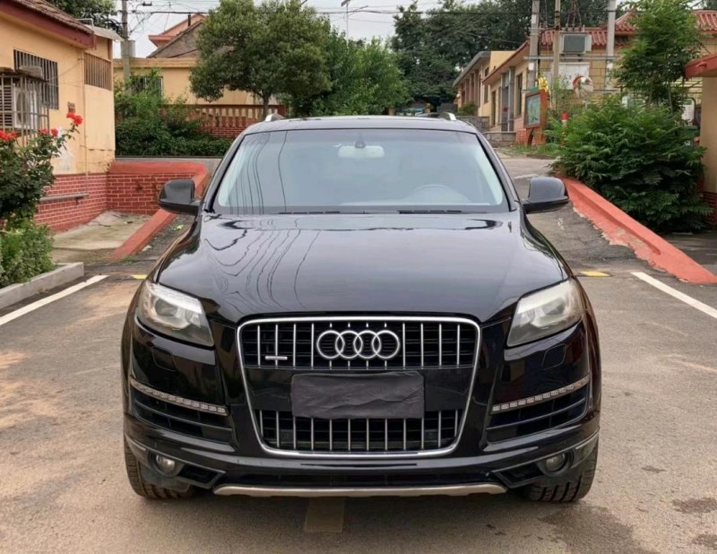 青岛12年奥迪Q71