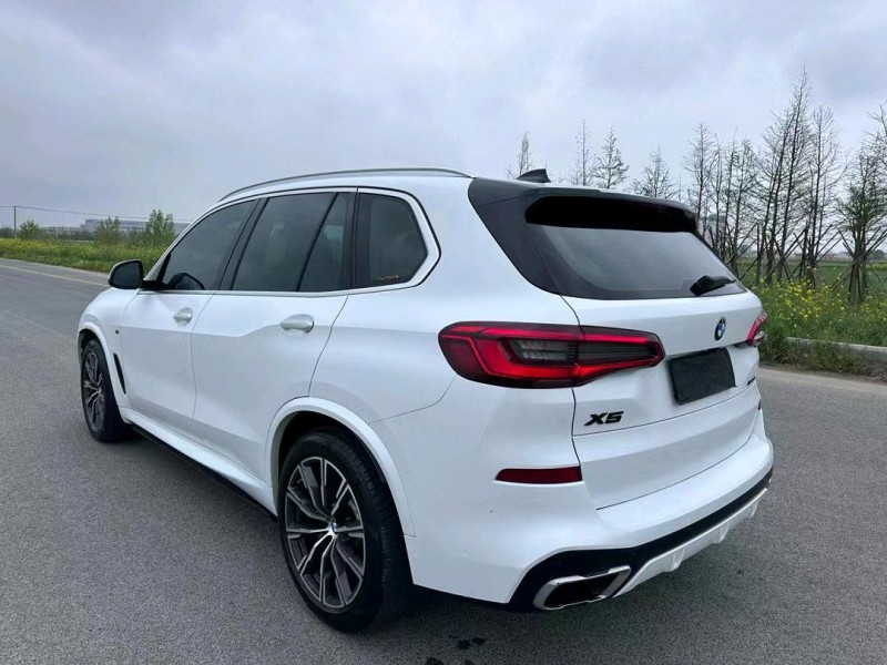 盐城19年宝马X57