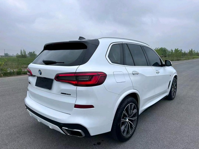 盐城19年宝马X58