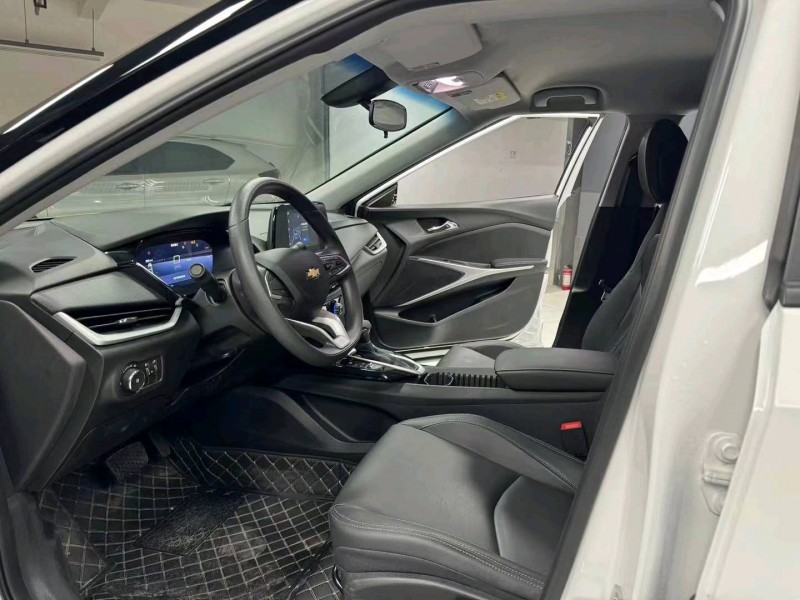 成都23年雪佛兰畅巡4