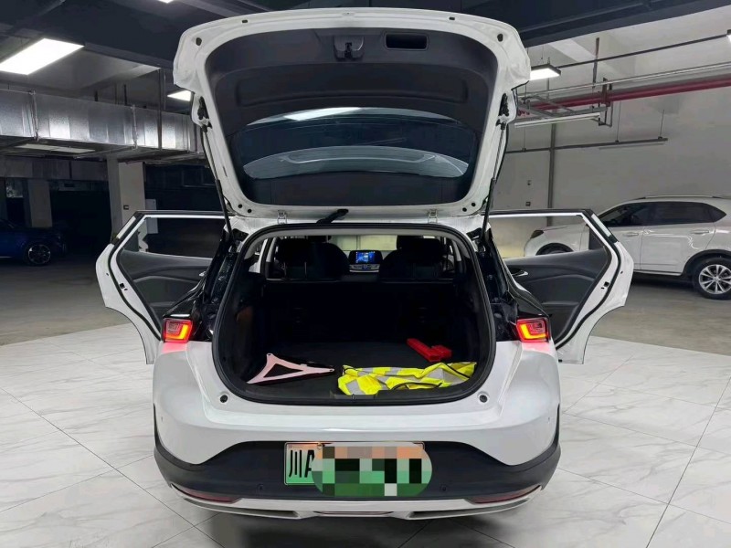 成都23年雪佛兰畅巡6