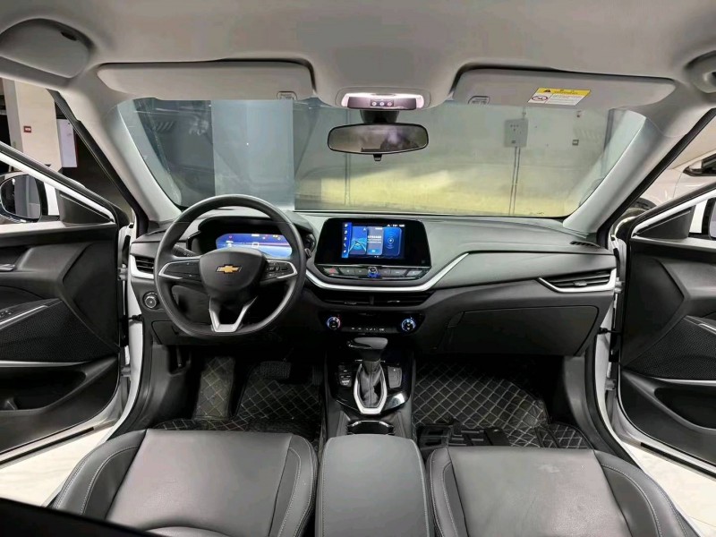 成都23年雪佛兰畅巡8