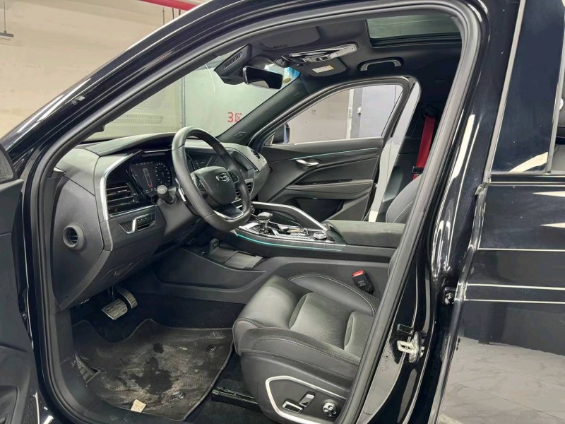 成都20年吉利星越5