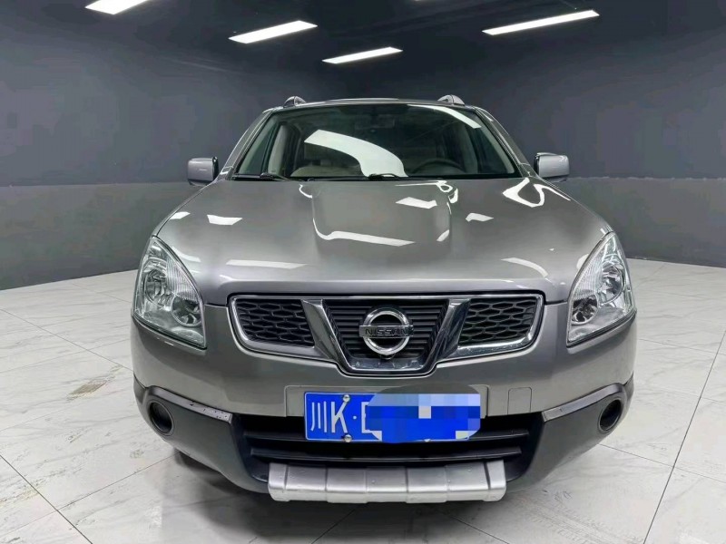 成都14年日产逍客1