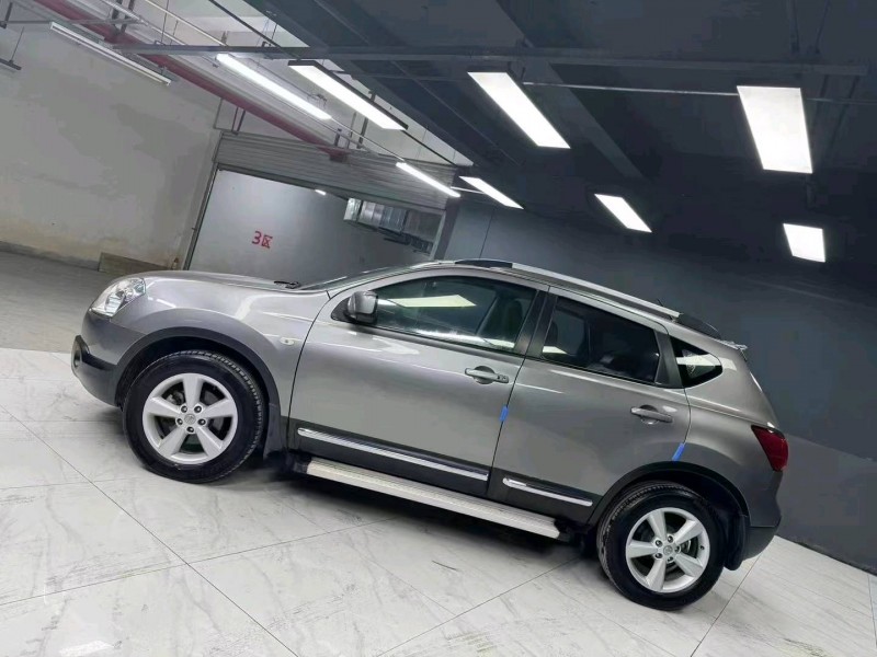 成都14年日产逍客3