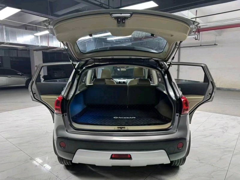 成都14年日产逍客9