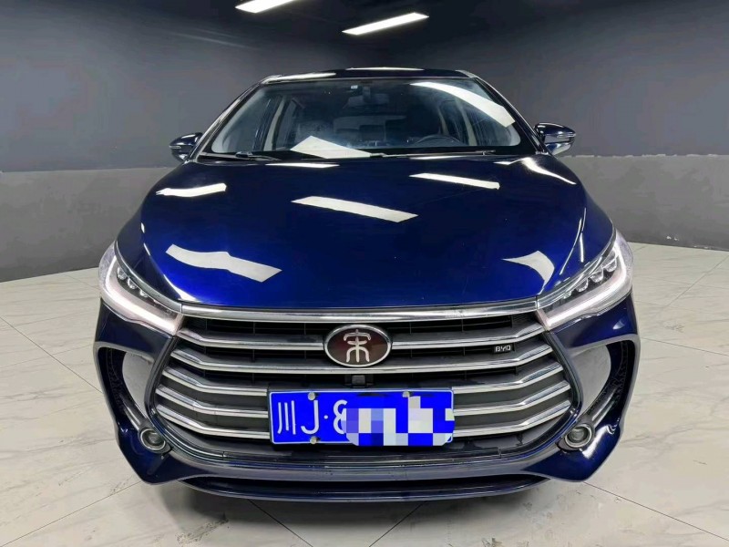 成都18年比亚迪宋1