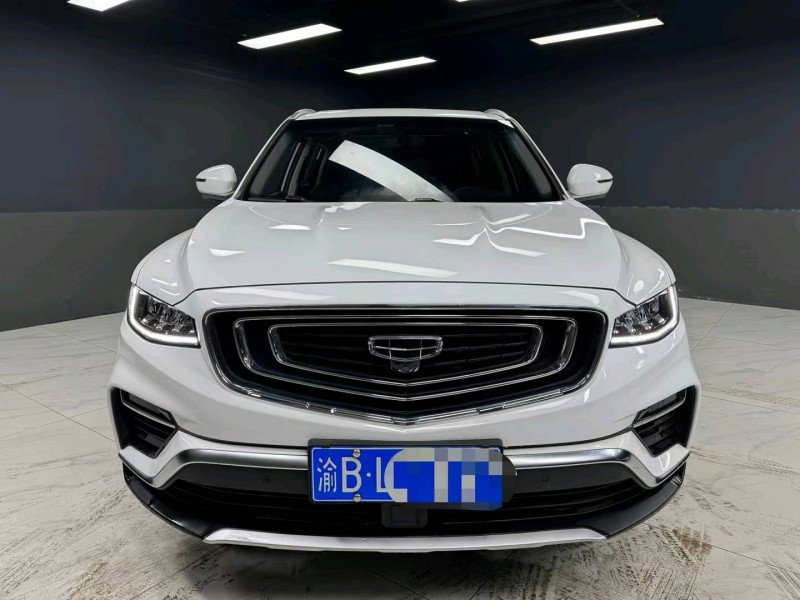 成都19年吉利博越1