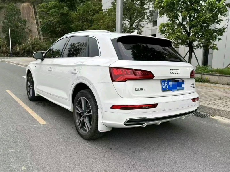 广州21年奥迪Q57