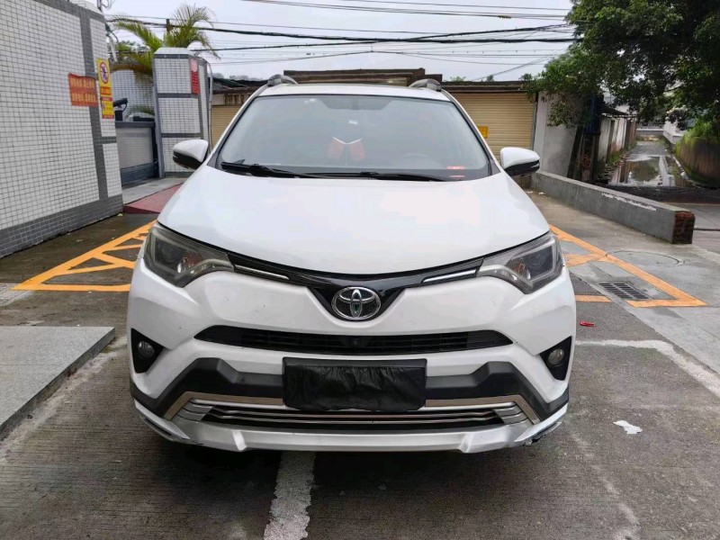 汕头16年丰田RAV4荣放1