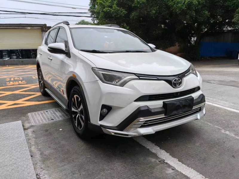 汕头16年丰田RAV4荣放2