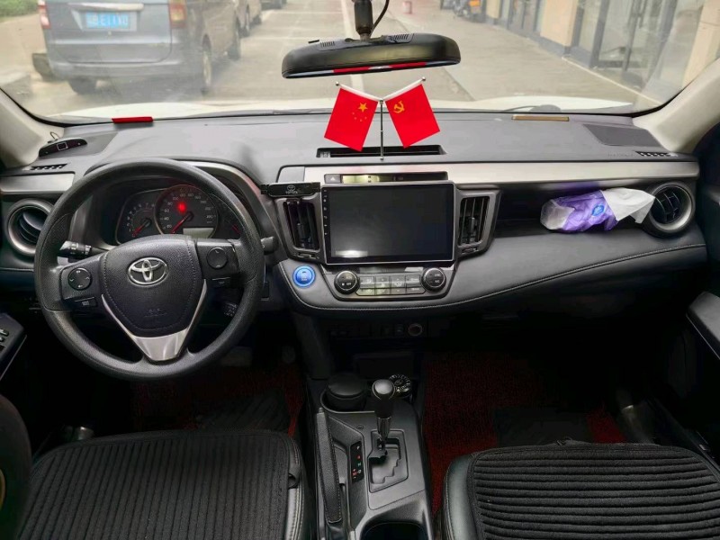 汕头16年丰田RAV4荣放7