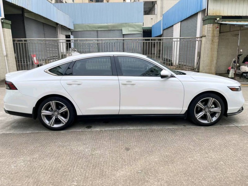 中山23年本田雅阁2