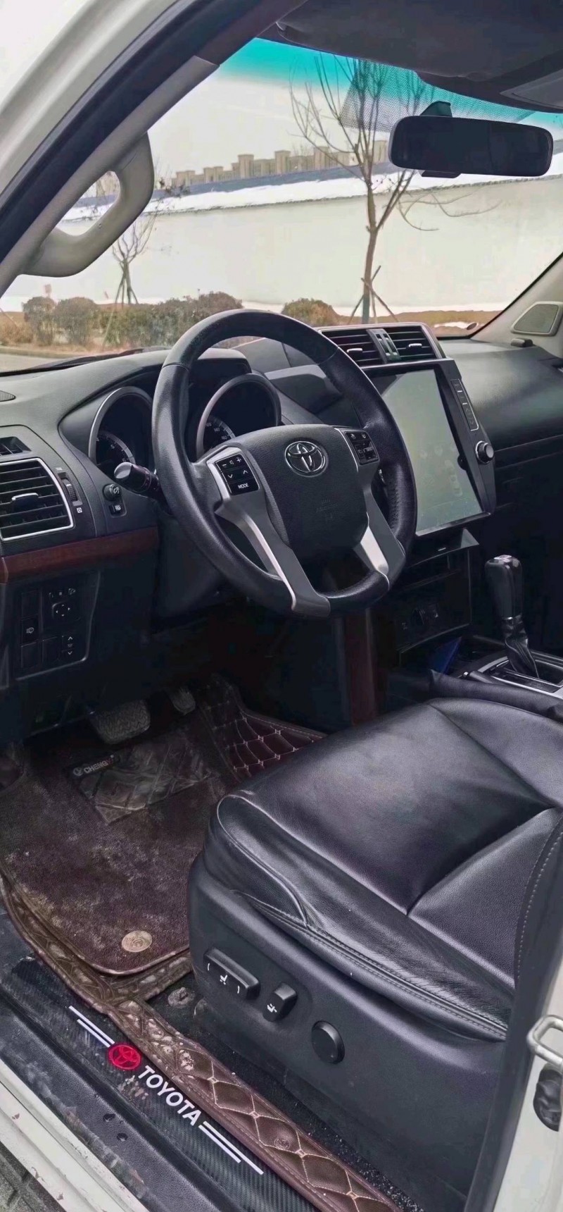 保定14年丰田普拉多5