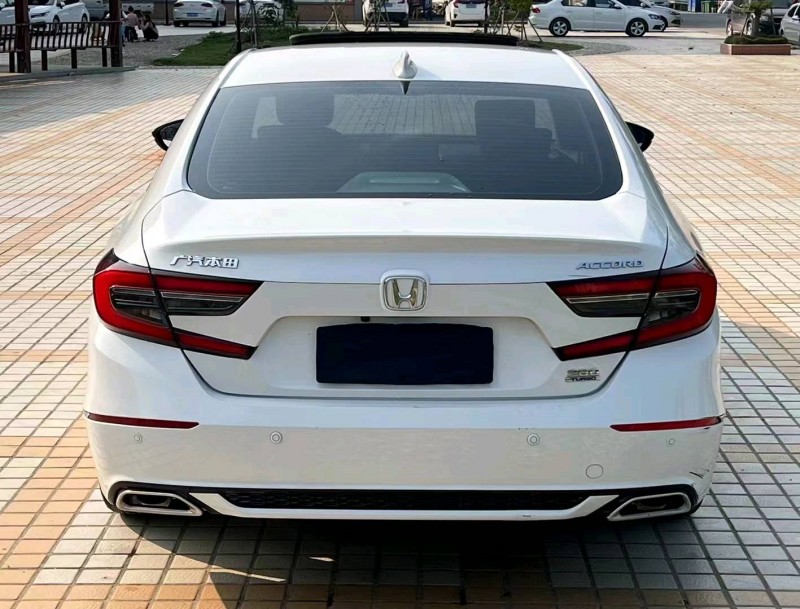 深圳21年本田雅阁2