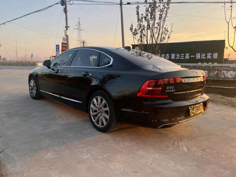 徐州20年沃尔沃S908