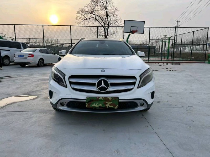 徐州16年奔驰GLA1