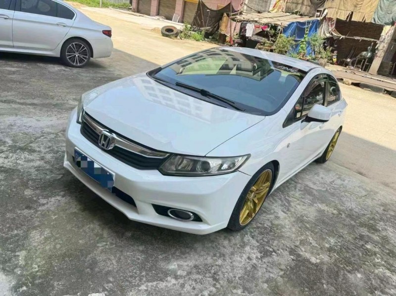 汕头13年本田思域2