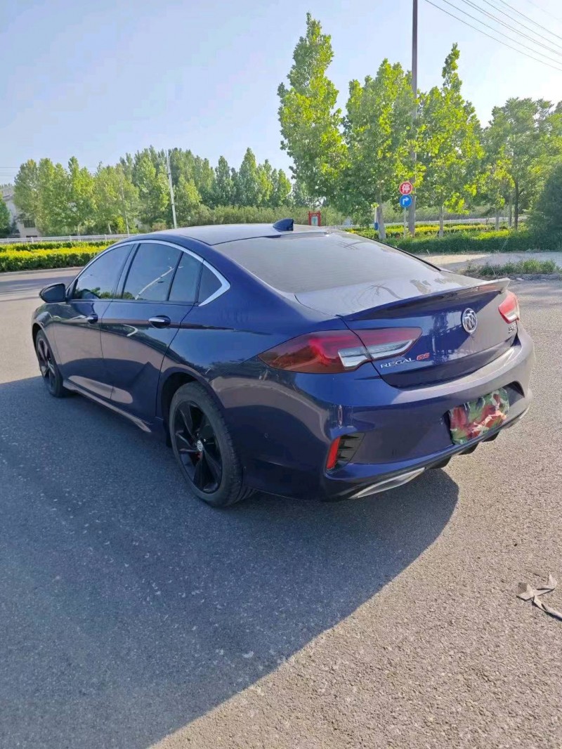 东营21年别克君威3