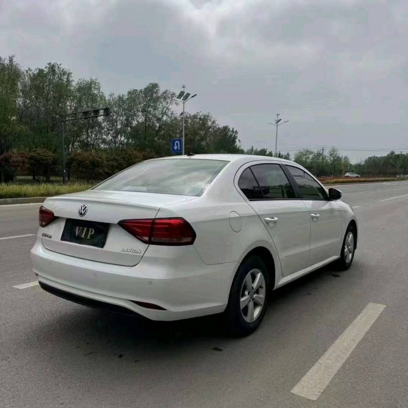 东营21年大众朗逸4