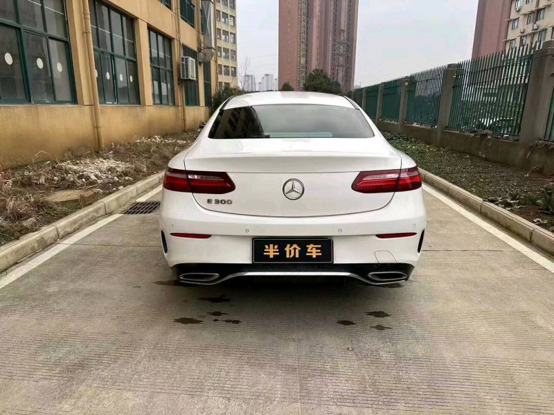 宜昌19年奔馳E3