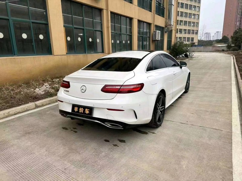 宜昌19年奔馳E4