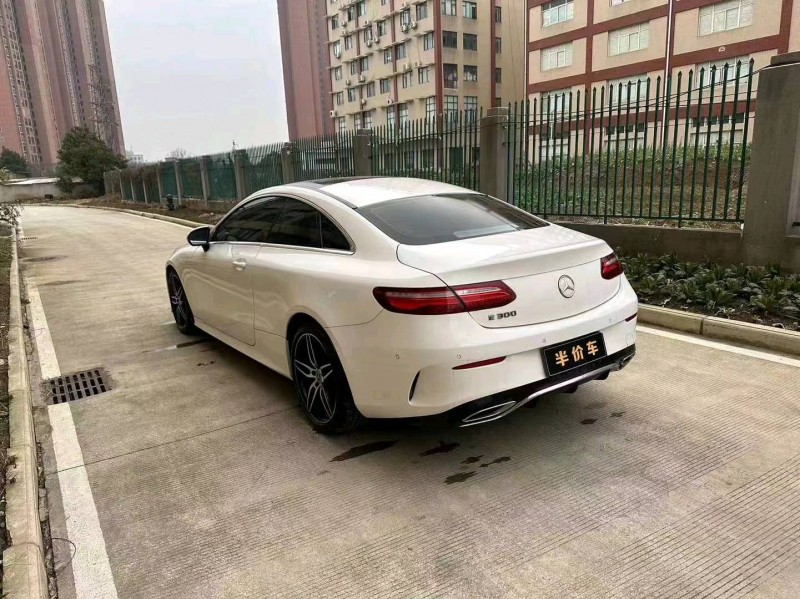 宜昌19年奔馳E5