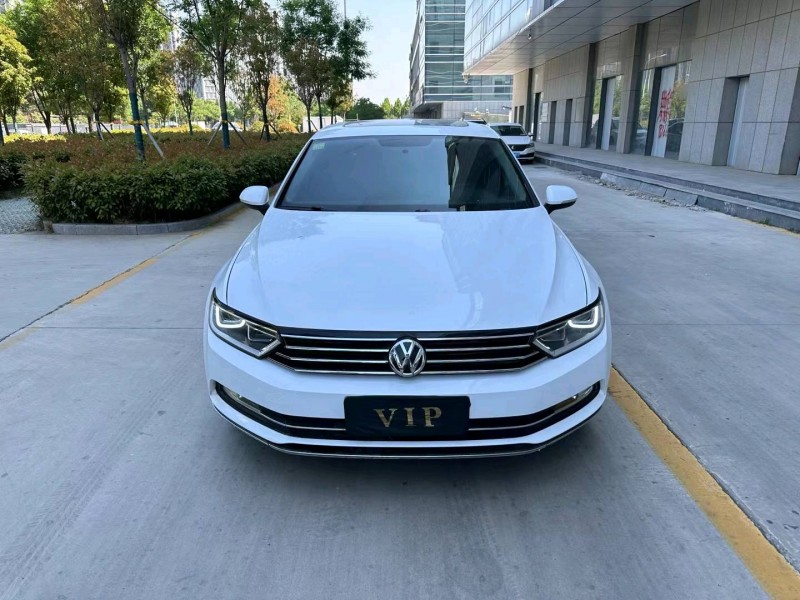 东营17年大众迈腾1