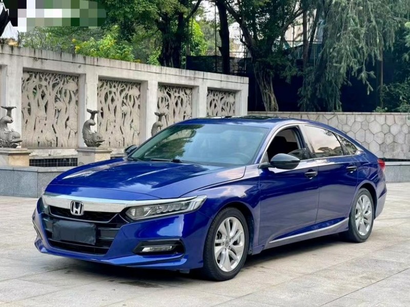 东莞18年本田雅阁3