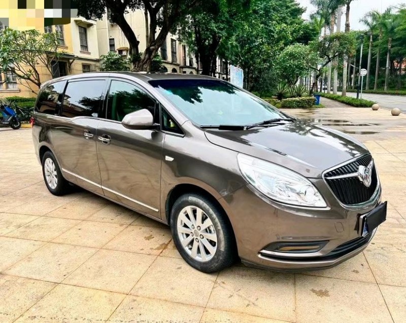 东莞19年别克GL82