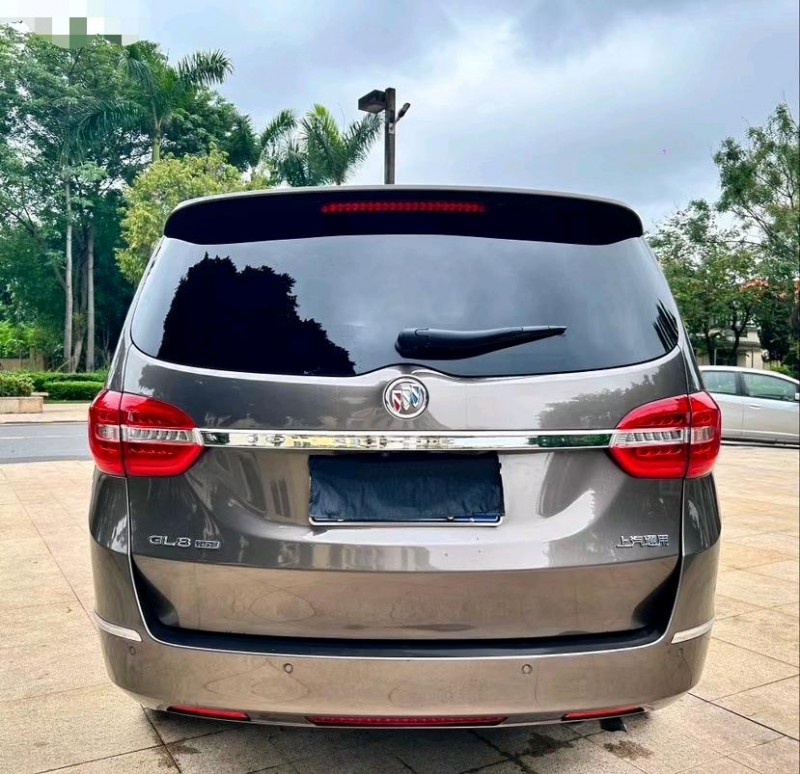 东莞19年别克GL85