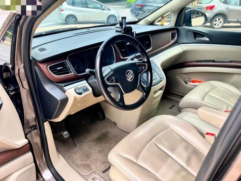 东莞19年别克GL86