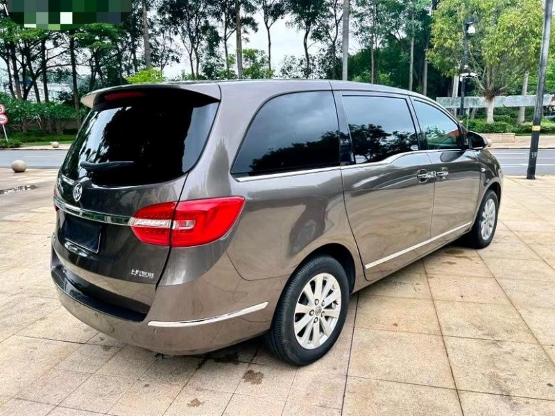 东莞19年别克GL88