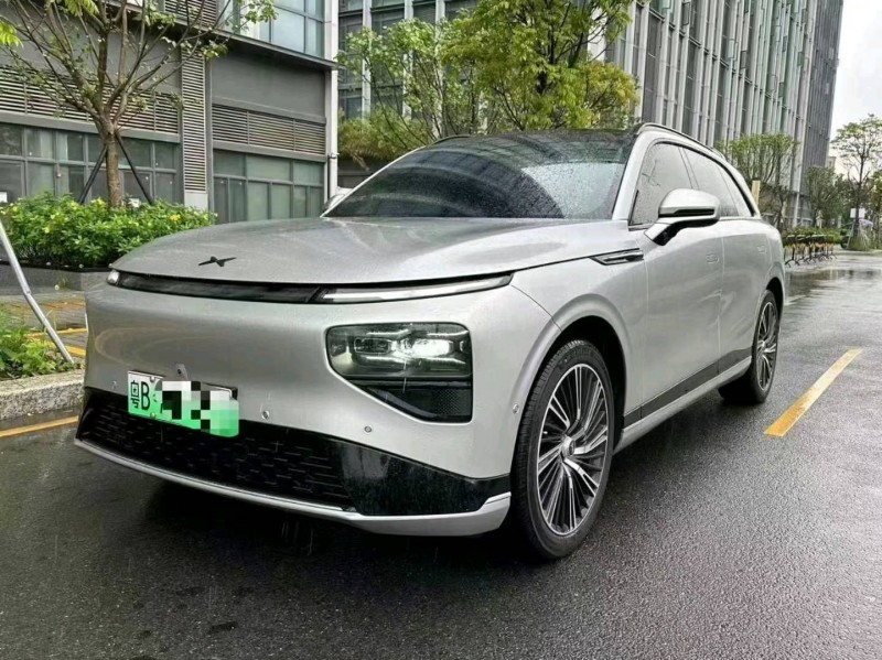東莞23年小鵬汽車G92