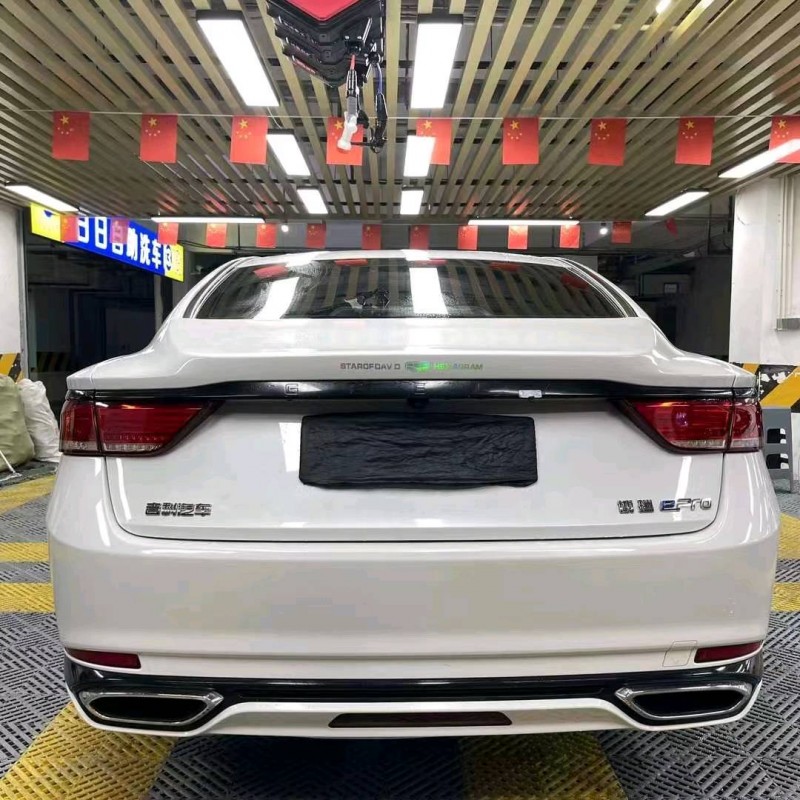 成都22年吉利博瑞5