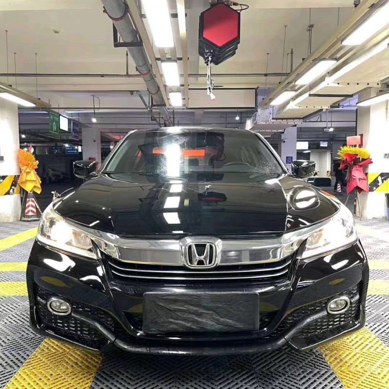 成都16年本田雅阁1