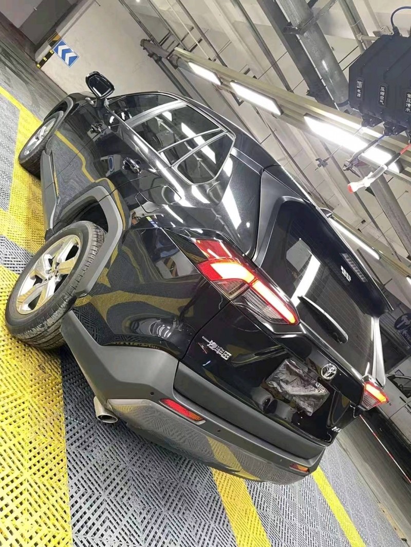 成都22年丰田RAV4荣放8