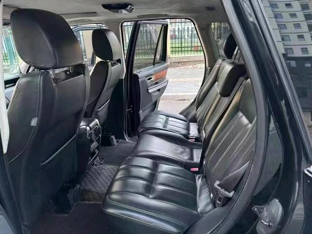 重庆12年路虎揽胜运动9