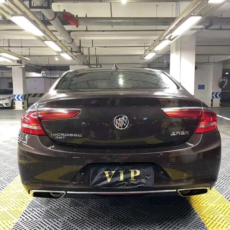 成都18年别克君越5