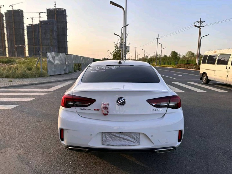 苏州20年别克君威9